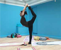 maricha-dumont_vinyasa-ashtanga-yin-yoga-212x175